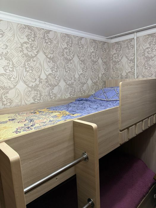 Двухярусная кровать