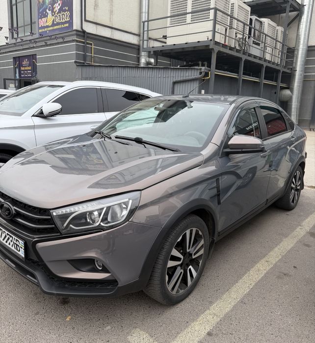 Продается Lada Vesta Cross Своя!