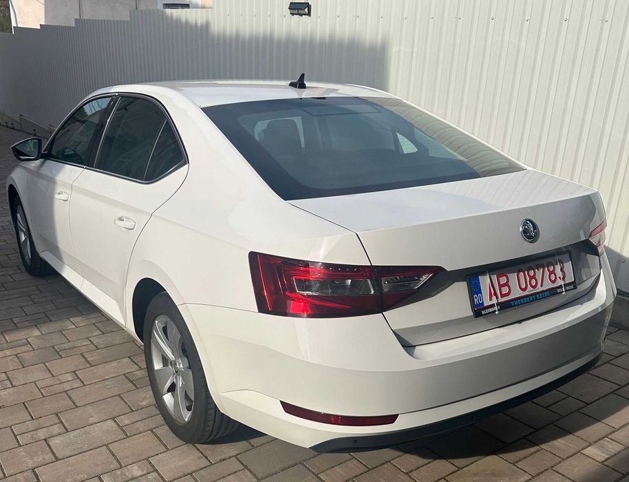 Skoda Superb 2.0 TDI 150cp