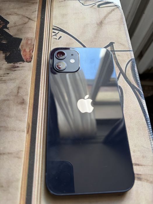 iPhone 12 128 ГБ — отличное состояние