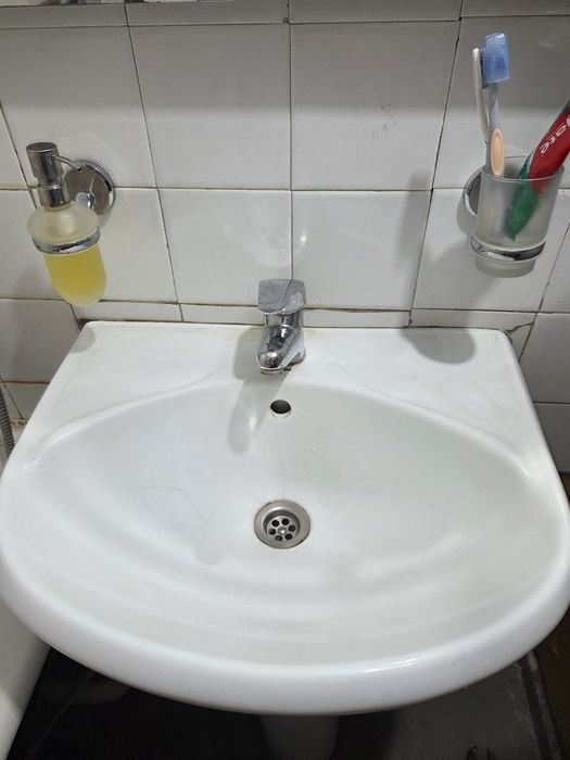 Раковина для ванной.