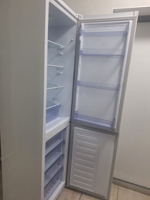 Холодильник BEKO
