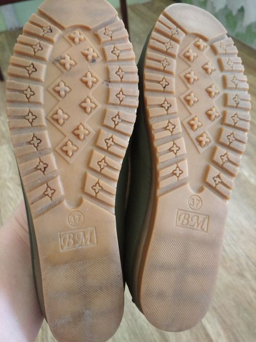 Продаются макасины