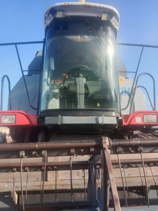 Продам комбайн Вектор