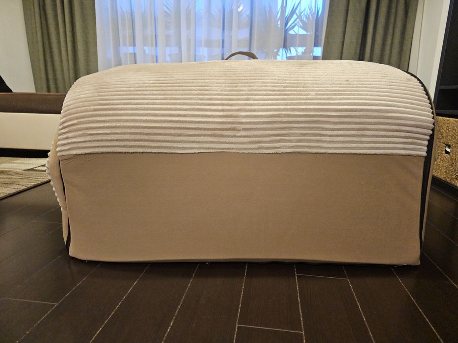 Casă câine mare, sau cort pentru pisici din  material nylon.