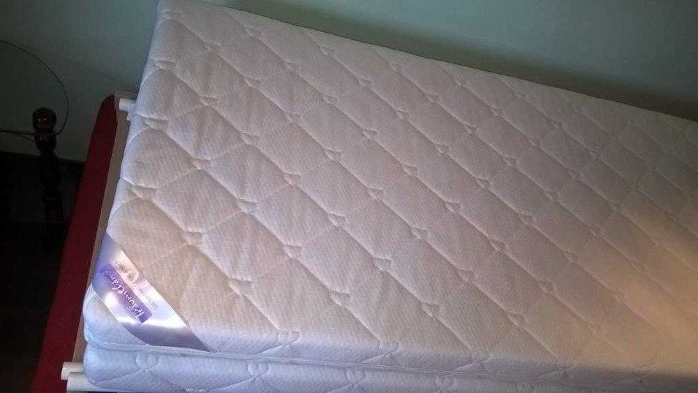 Patut BEBE KIKA + saltea Traumeland