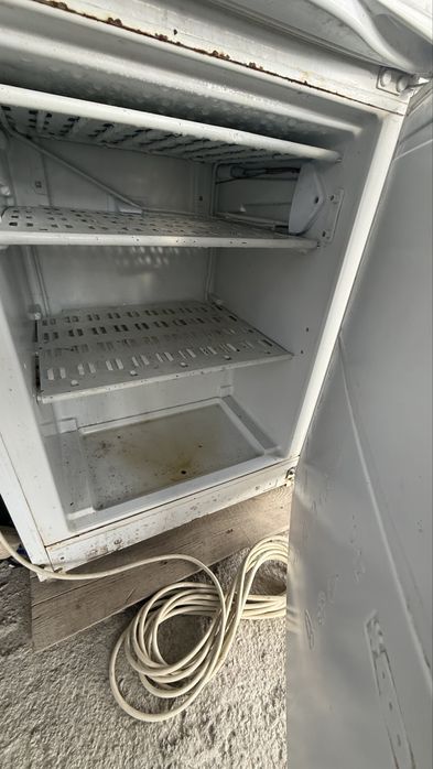 Продам Холодильник бу