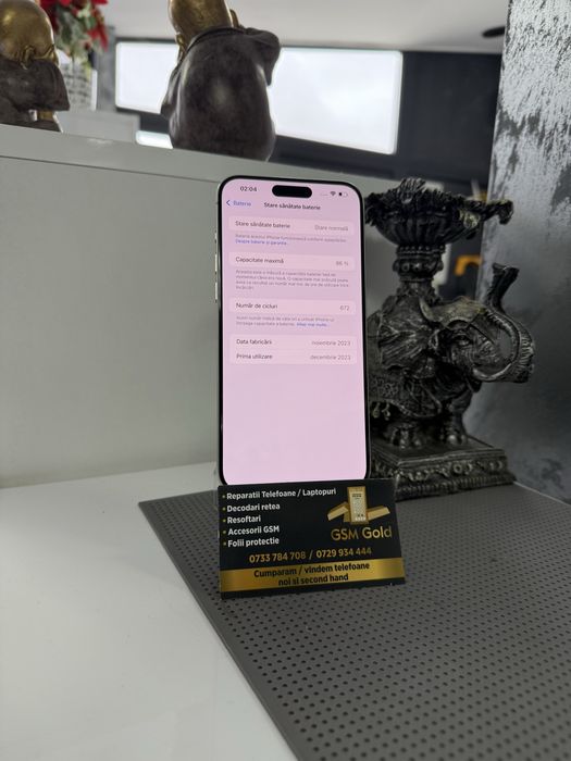 Vand iphone 15 pro max de 256 gb