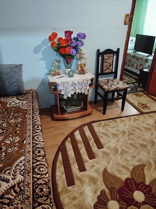 Inchiriez apartament 2 camere Gavana ,etaj 2