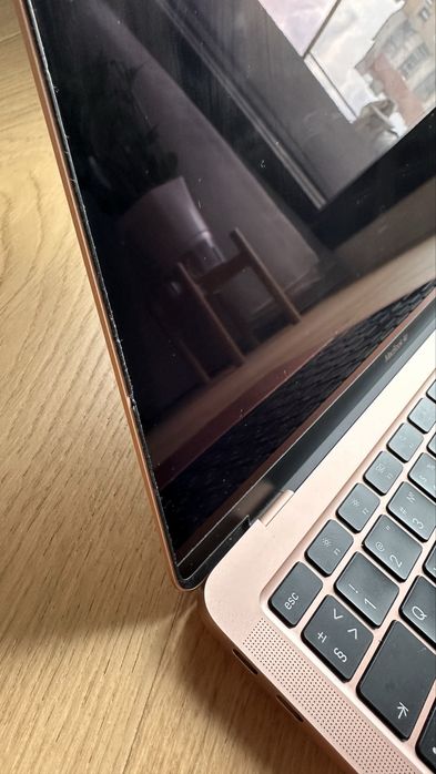 Apple MacBook Air M1 (13-inch, 2020) – Rose Gold | Stare bună