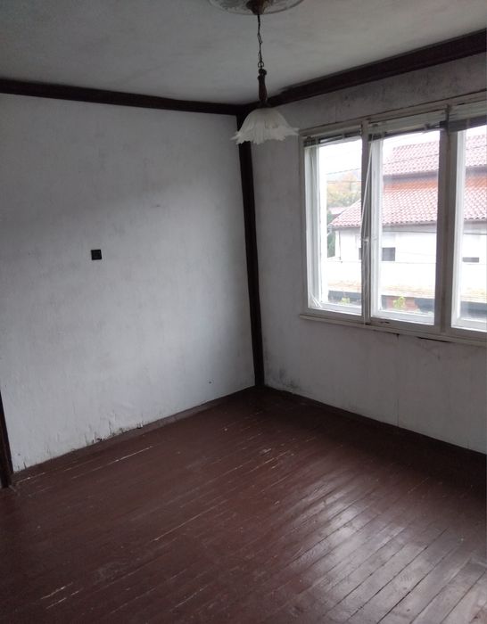 Продава се Етаж от къща в Дупница - 73 кв.м за 809 €/кв.м - Снимка #3