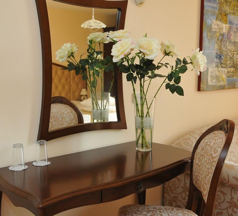 Дава се под наем Едностаен апартамент в к.к. Слънчев бряг - 40 кв.м за 509.49 € - Снимка #2