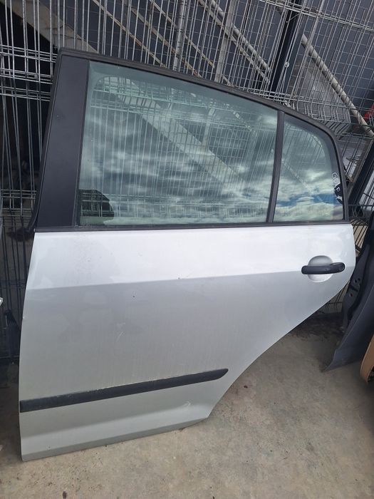 Задна лява врата Vw Golf 5+ / Фолксваген Голф 5+ 2006г.
