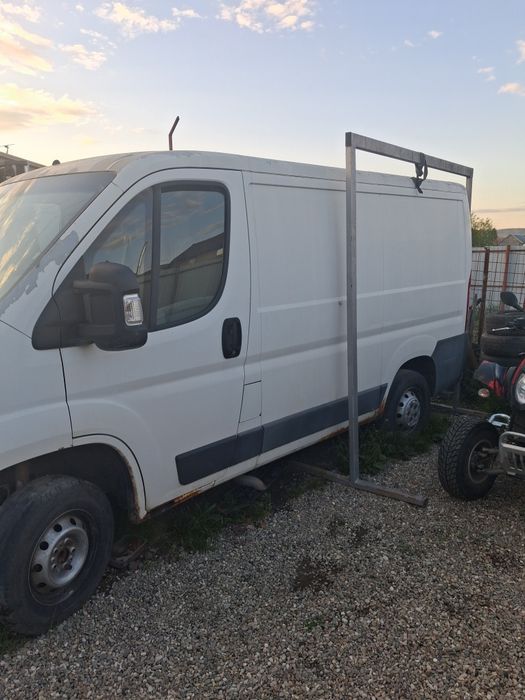 Dezmembrez Peugeot Boxer 2009 -2011