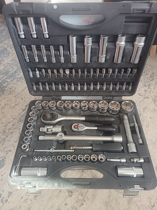 Набор инструментов для авто