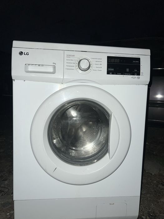 Продам стиральную машину