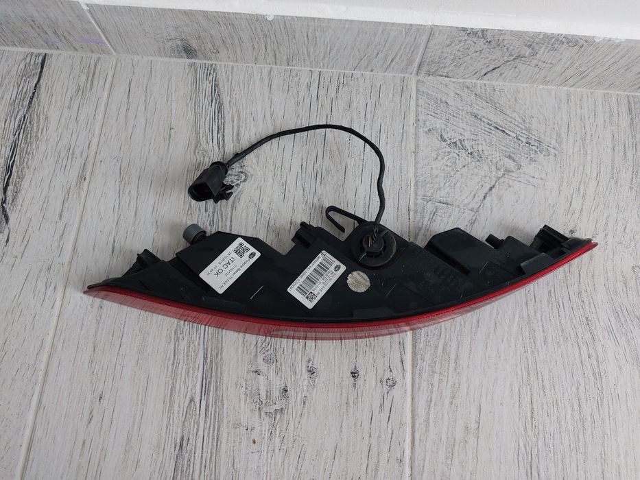 Catadioptru lampa spate reflector dreapta porsche macan original