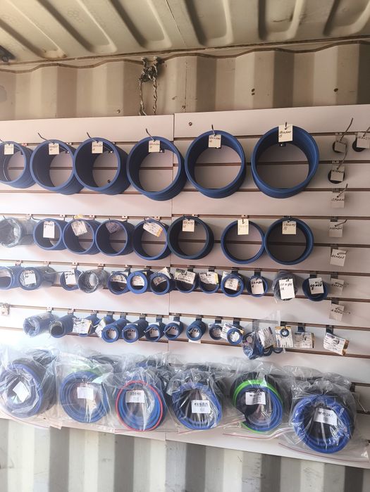 Манжеты сальники манометры