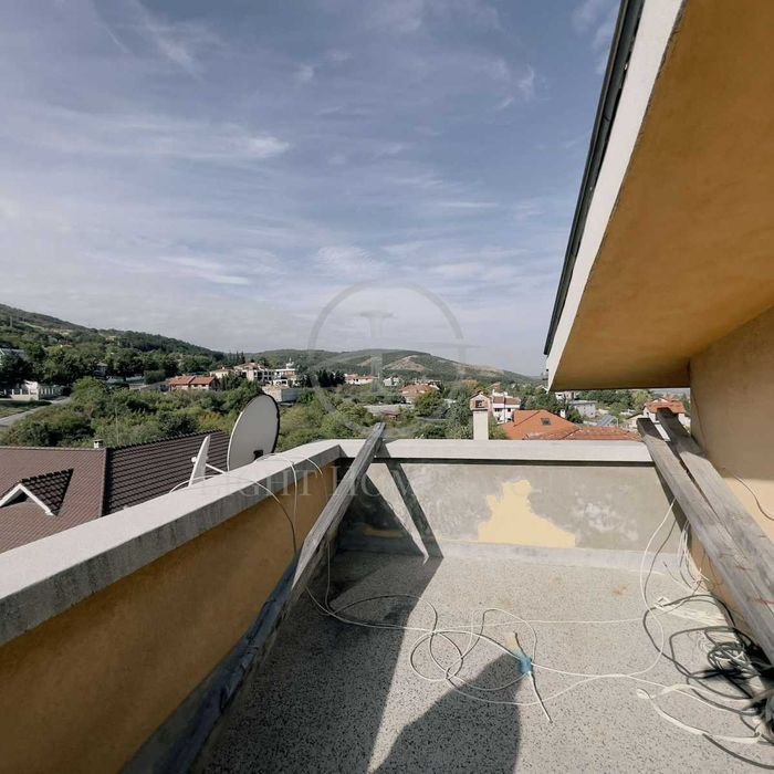 Продава се Къща в с. Марково, Област Пловдив - 976 кв.м за 492 €/кв.м - Снимка #15