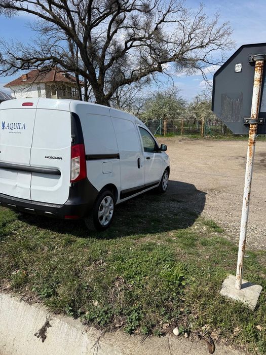 Vând Dacia Dokker