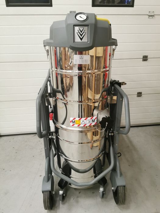 Aspirator profesional karcher