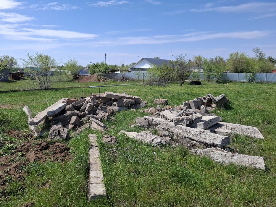 Отдам бут бесплатно