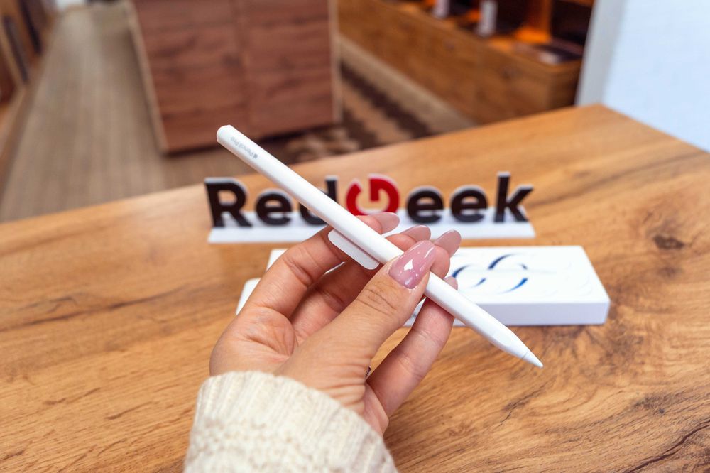 Apple Pencil Pro Рассрочка  Магазин Red Geek