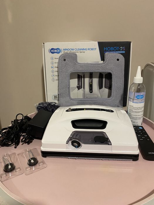Робот за прозорци HOBOT 2S