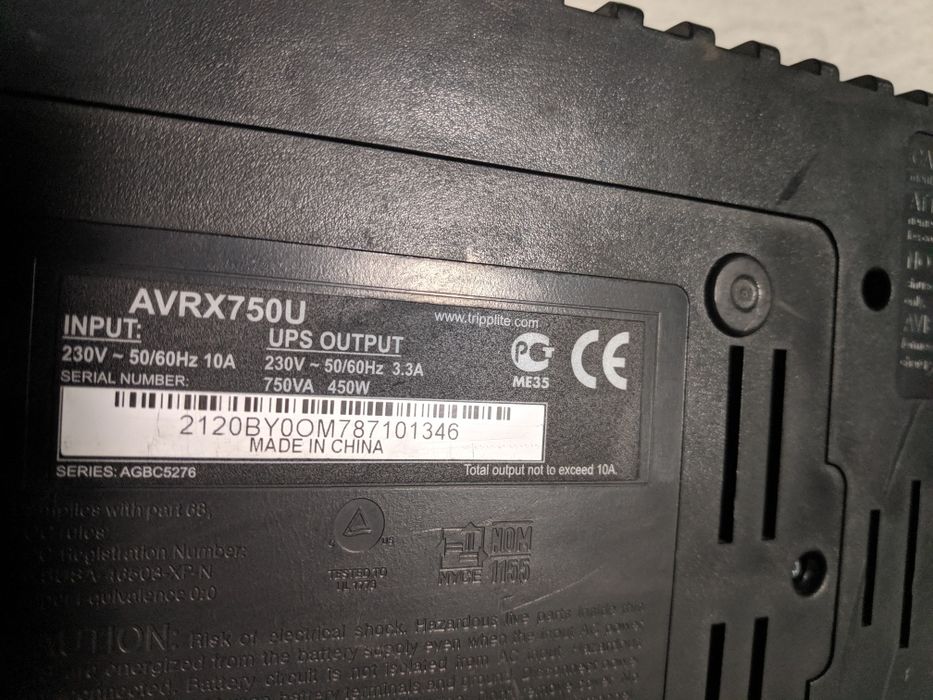 Tripp-lite AVRX750U ибп