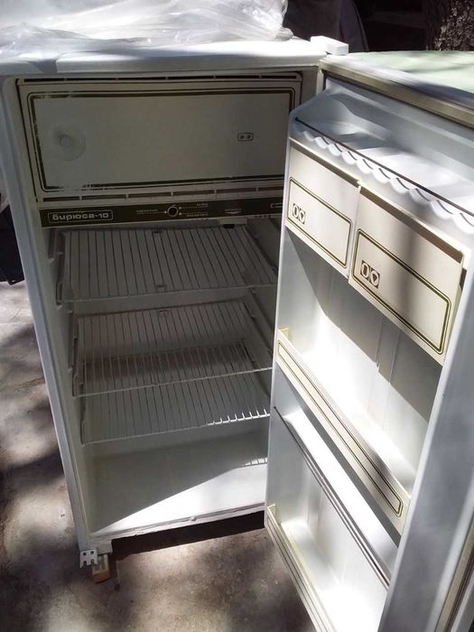 Музлатгичлар сотилади