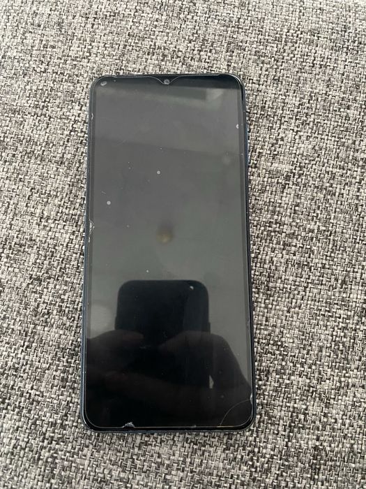 Самсунг А12 на 32гб