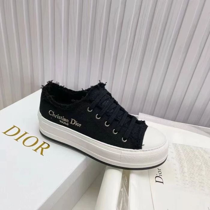 CD Walk'n'Dior Sneaker "Black Canvas with Gold Signature"