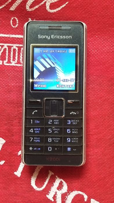 Продаеться Sony Ericsson K200i