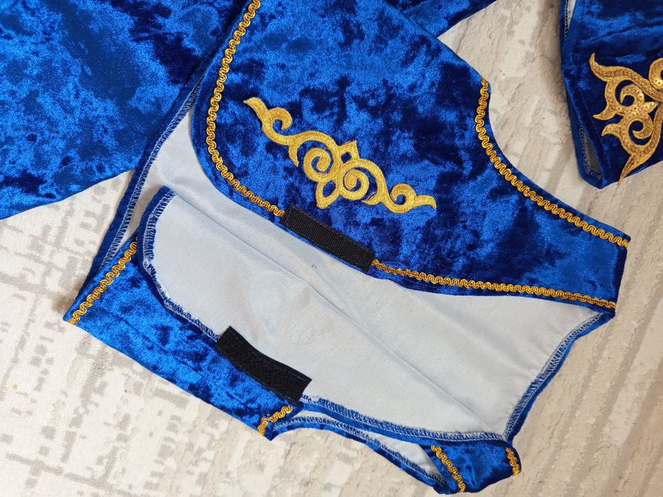 Отдам детскую тройку