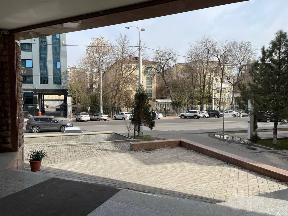 Аренда помещение Ор-р: ресторан Queens 786м2
