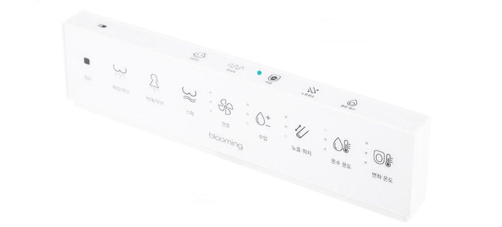 Водонепроницаемое биде Blooming , с сенсорным пультом.