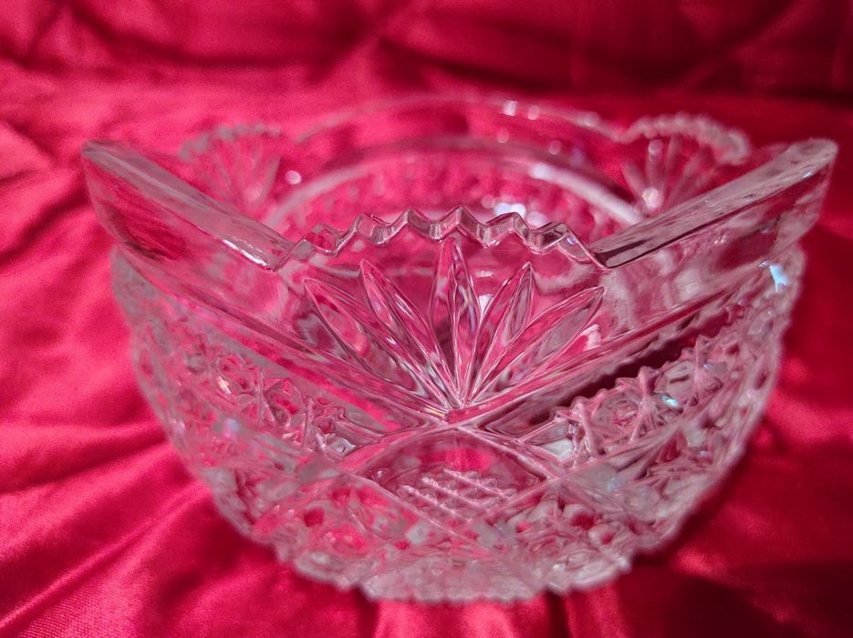 Ваза хрустальная