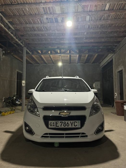 Spark 2019  srochno sotiladi, 7500$ bo'lishi,
