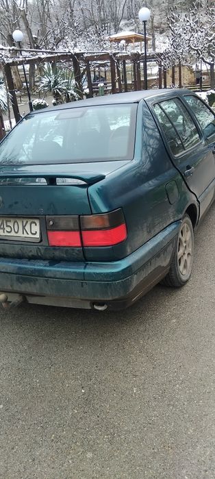 Фолцваген Венто 1.8