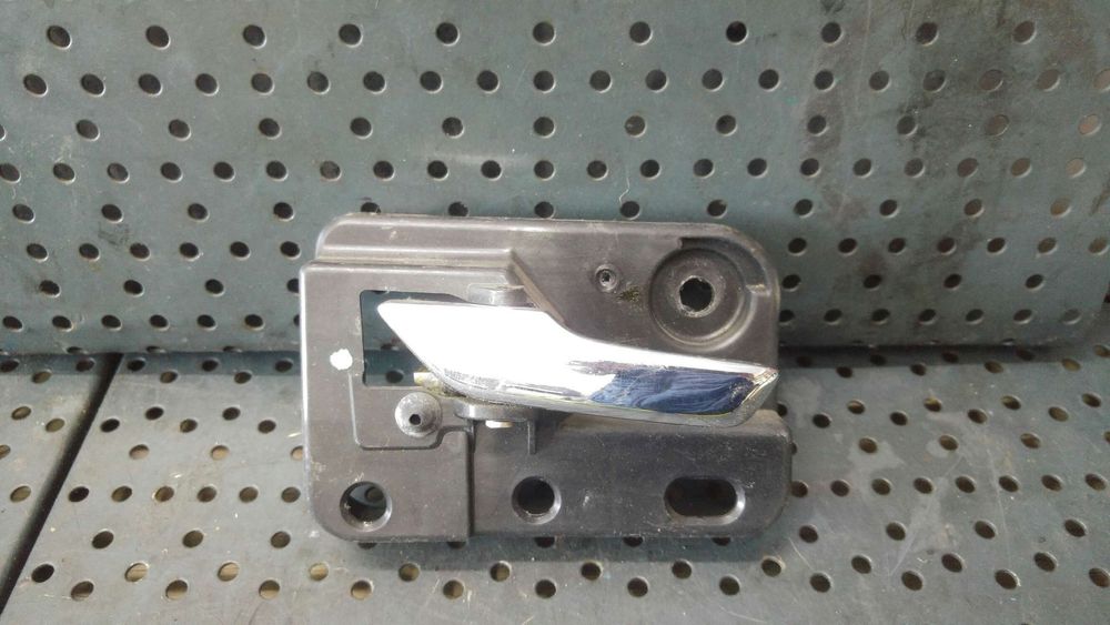 Maner interior usa stanga fata dodge journey