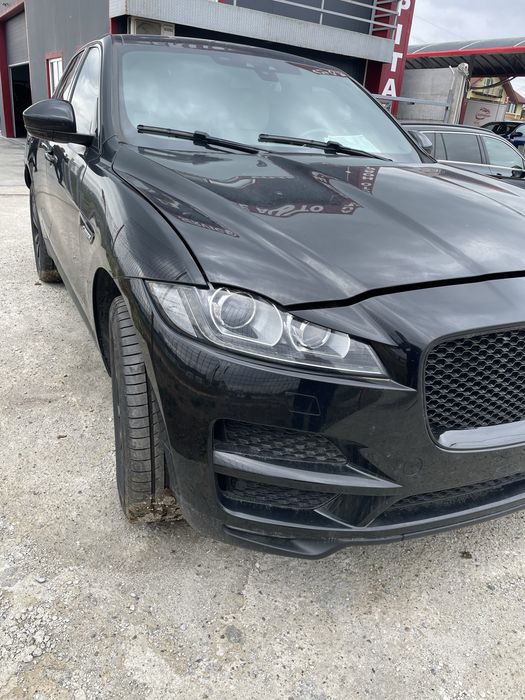 Fata completa Jaguar F Pace