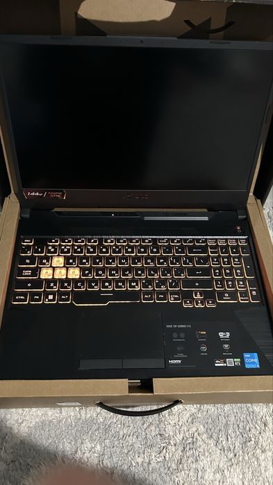 Ноутбук ASUS F15