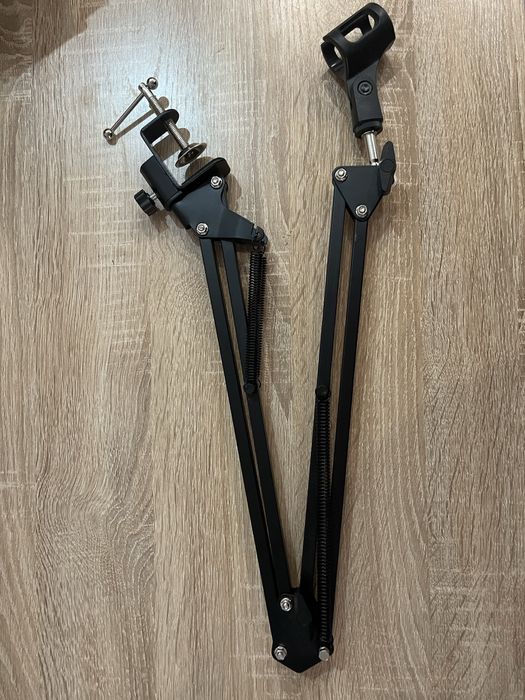 Срочно Микрофоны RODE M5