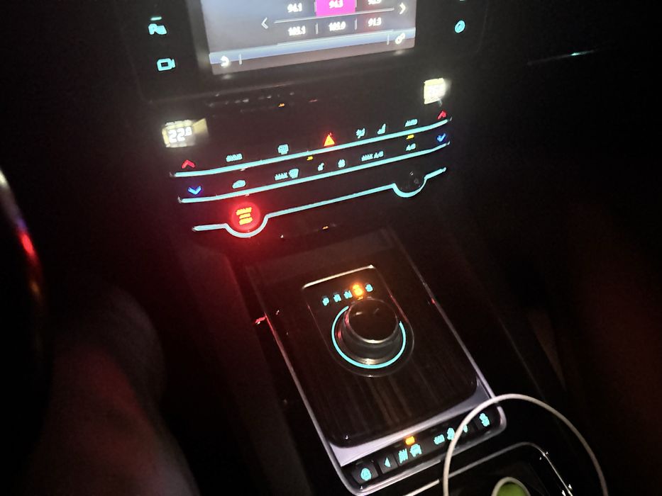 Jaguar F-Pace 2.0 бензин
