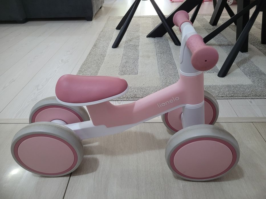 Vând mini bicicletă copii