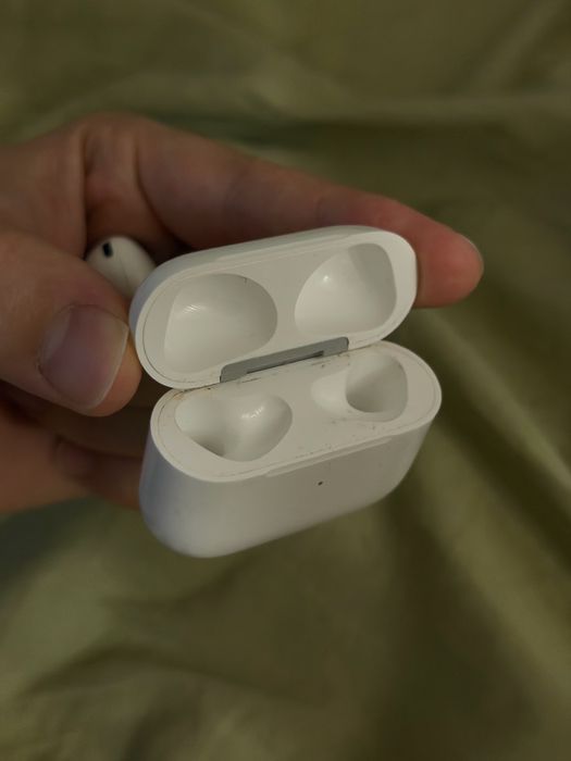 Кейс airpods 3 original в идеале