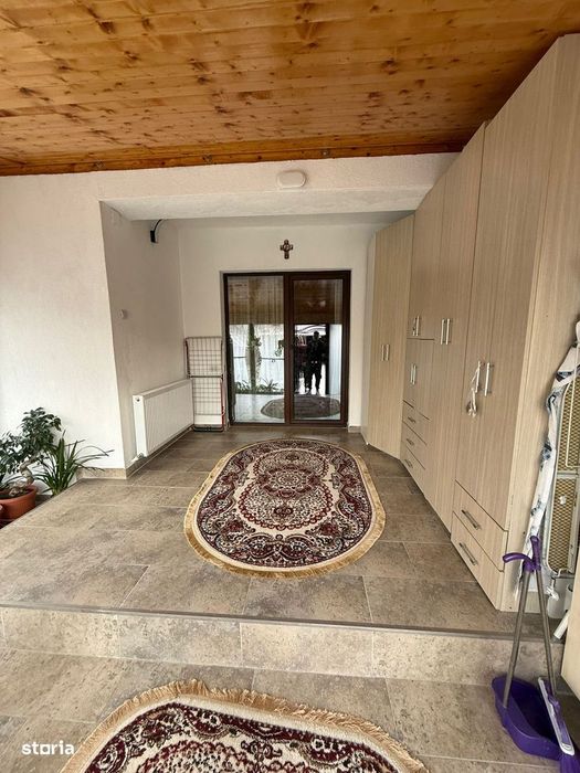 Vila tip Duplex , gata de mutat!