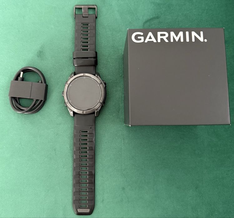 Garmin Fenix 8 Amoled  Sapphire Titanium51mm