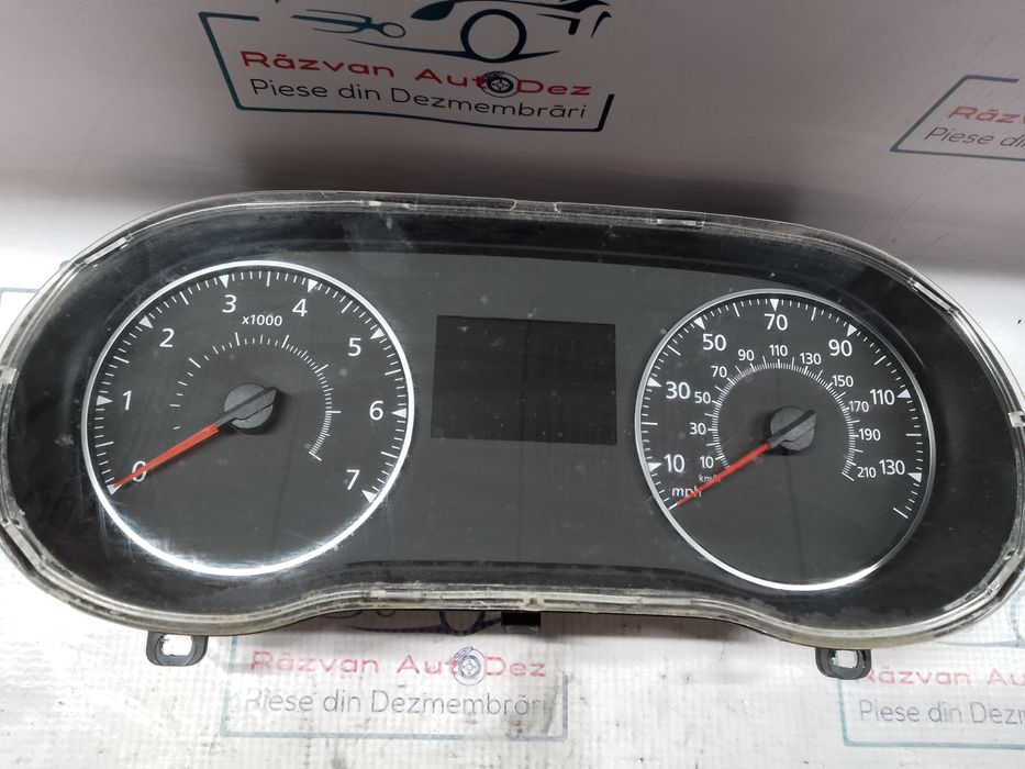 ceasuri bord uk  dacia duster 2019