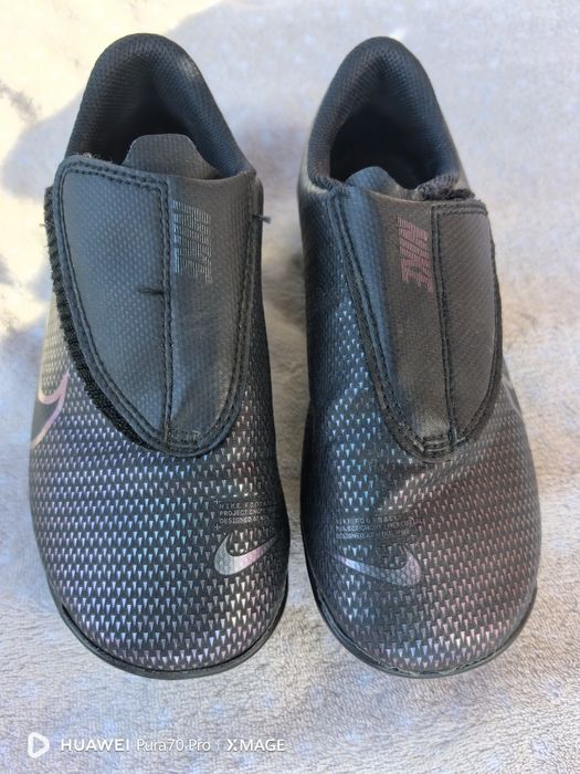 Детски бутонки nike номер 31 стелка 19см